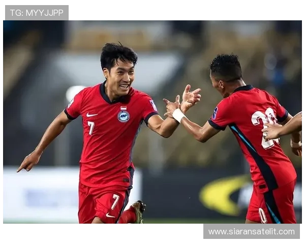 亚洲杯精彩瞬间:各队激烈对决与新星崭露头角 亚洲杯精彩瞬间:各队激烈对决与新星崭露头角